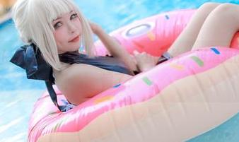 看这组Kitkat Cosplay的阿狸全套图片，难道我的审美被拉偏了？